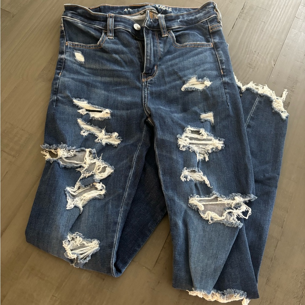 American Eagle - Ripped Super Hi-Rise Jegging